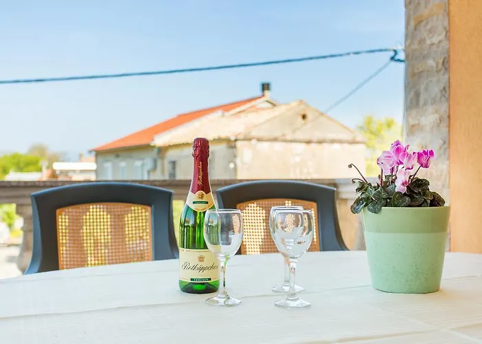 Ljubica Apartment *